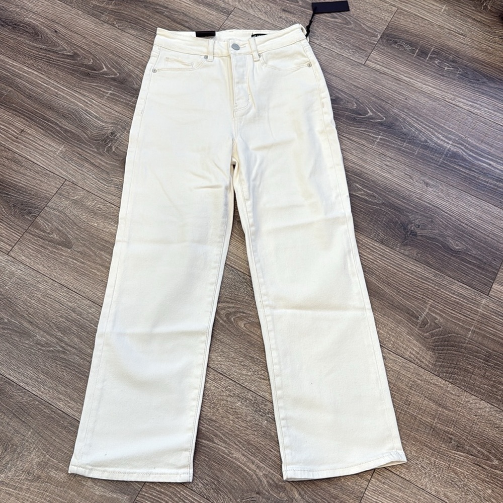 Blank NYC The Baxter Ribcage Straight Leg NWT size 26
